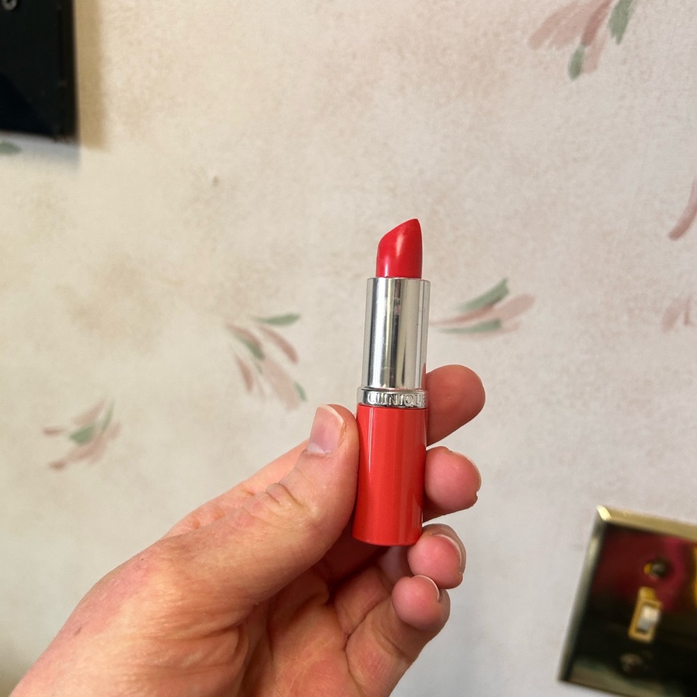 Clinique Coral-Red Lipstick